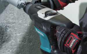 MAKITA Rotary Hammer HR3200C