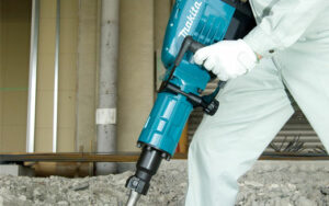 Makita breaker HM1307C